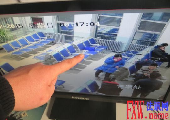 粗心旅客大意丢行李,包头铁警辗转帮找回