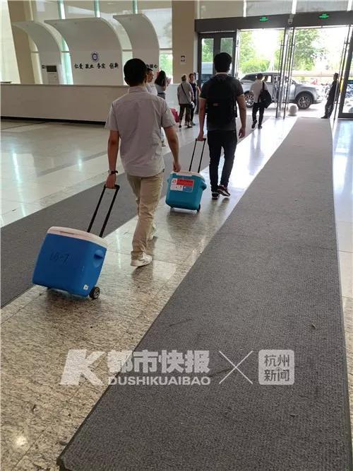 浙大一院OPO专家团队运送陈怿大爱捐献器官回杭州